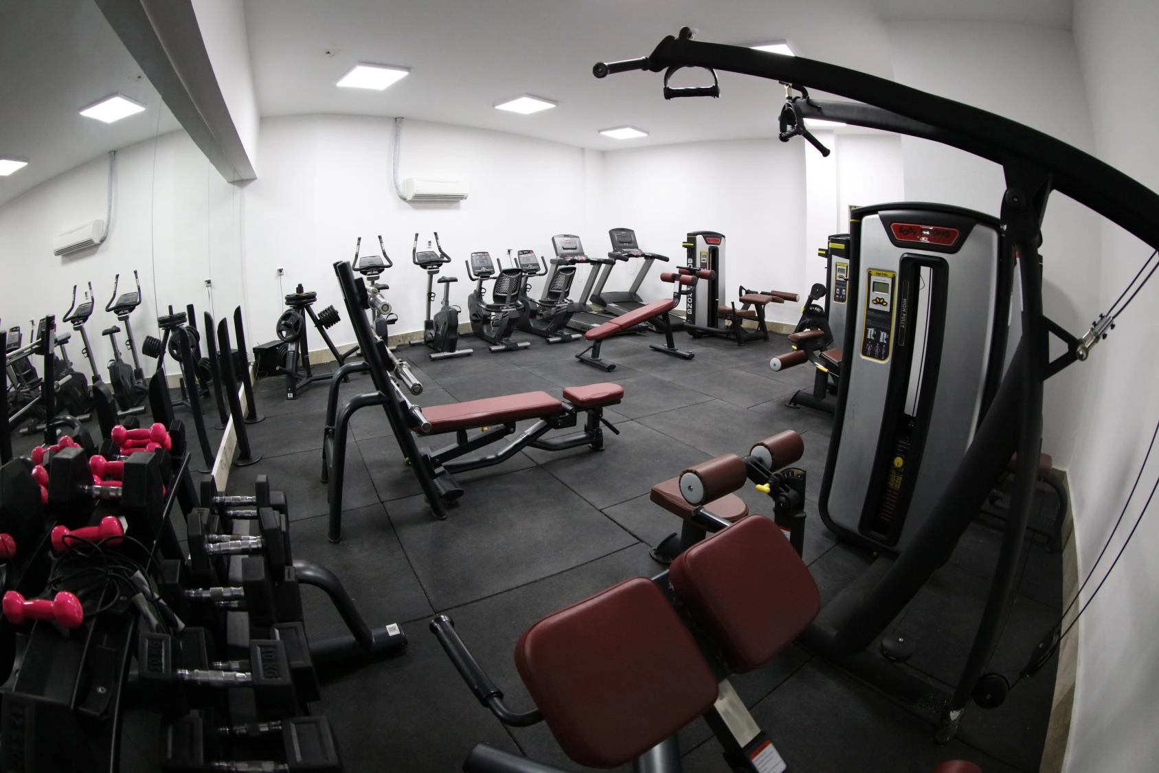 باشگاه بدنسازی هتل پانوراما کیش